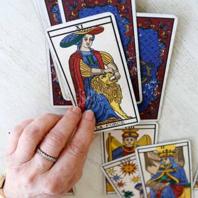 Tarot Card Reading Services in Azadpur